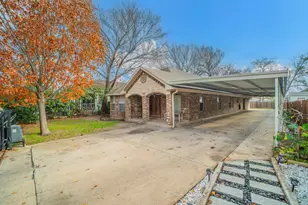 3934 Harlingen St, Dallas, TX 75212 - Photo 2