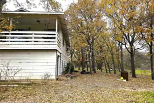 2240 County Road 2162, Barry, TX 75102 - Photo 32