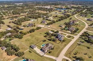 863 Noble Champions Way, Bartonville, TX 76226 - Photo 2