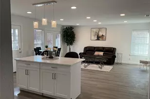 2105 Proctor Dr, Grand Prairie, TX 75051 - Photo 2