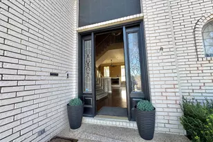 2717 Laurel Valley Ln, Arlington, TX 76006 - Photo 4