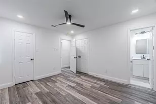 2976 Mark Twain Dr, Farmers Branch, TX 75234 - Photo 22