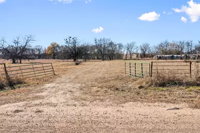 0000 Fm 13200, Blossom, TX 75416 - Photo 34