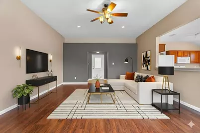 324 Kingfisher Lane, Arlington, TX 76002 - Photo 2