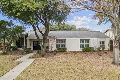 2727 Wagonwheel Drive, Carrollton, TX 75006 - Photo 2