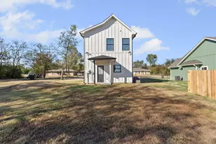 222 E Middle St, Sulphur Springs, TX 75482 - Photo 26