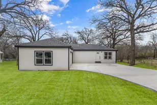 153 Avondale Ave, Azle, TX 76020 - Photo 1