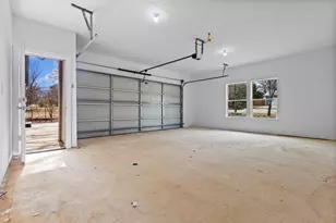 153 Avondale Ave, Azle, TX 76020 - Photo 24