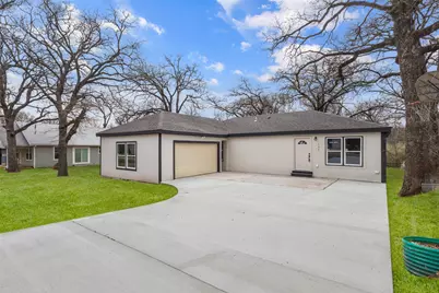 153 Avondale Avenue, Azle, TX 76020 - Photo 2