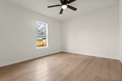 153 Avondale Avenue, Azle, TX 76020 - Photo 18