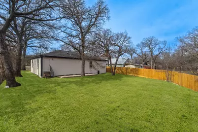 153 Avondale Avenue, Azle, TX 76020 - Photo 24