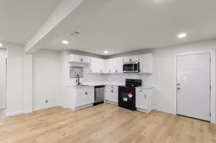 3811 Malden Ln, Dallas, TX 75216 - Photo 10