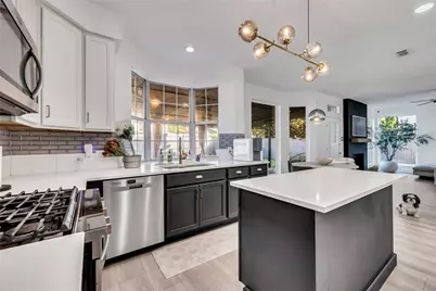 409 Baldwin Street, Grand Prairie, TX 75052 - Photo 14