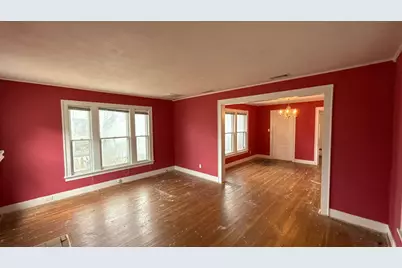 2111 Stanley Avenue, Fort Worth, TX 76110 - Photo 2