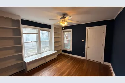 2111 Stanley Avenue, Fort Worth, TX 76110 - Photo 8