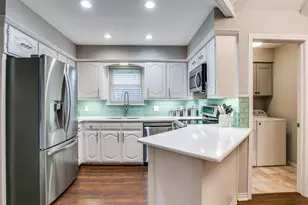 605 Oak Ln, Grapevine, TX 76051 - Photo 12