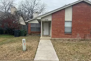 2310 Miguel Ln, Arlington, TX 76016 - Photo 2