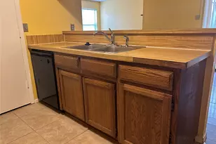 2310 Miguel Ln, Arlington, TX 76016 - Photo 12