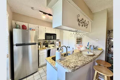 1415 Meadowood Village Drive, Fort Worth, TX 76120 - Photo 6