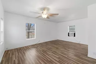 613 W Murray St, Denison, TX 75020 - Photo 16