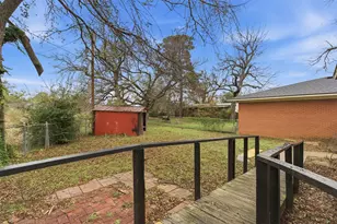 613 W Murray St, Denison, TX 75020 - Photo 24