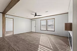 124 Porter Cir, Savoy, TX 75479 - Photo 6