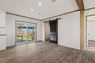 124 Porter Cir, Savoy, TX 75479 - Photo 8