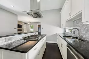 389 Jordan Farm Cir, Rockwall, TX 75087 - Photo 2