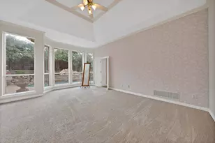 5605 Bailey Ct, Arlington, TX 76017 - Photo 10