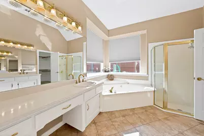 5605 Bailey Court, Arlington, TX 76017 - Photo 12