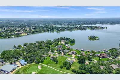 822 Kiowa Drive W, Lake Kiowa, TX 76240 - Photo 20