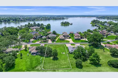 822 Kiowa Drive W, Lake Kiowa, TX 76240 - Photo 8