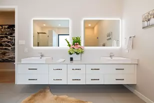 10225 Betty Jane Ln, Dallas, TX 75229 - Photo 18