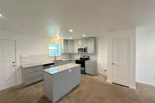 108 W Adams St, Itasca, TX 76055 - Photo 4