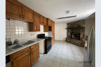 2620 Roberts Cut Off, Sansom Park, TX 76114 - Photo 14