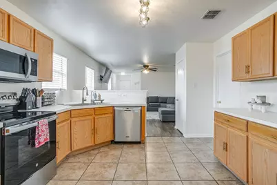 6612 Meadow Way Lane, Fort Worth, TX 76179 - Photo 12