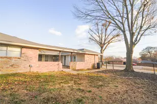 2500 Brookhaven Dr, Denison, TX 75020 - Photo 30