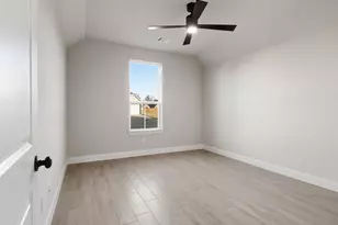 1486 Highland Park Cir, Granbury, TX 76048 - Photo 32