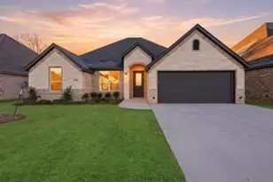 1486 Highland Park Cir, Granbury, TX 76048 - Photo 1