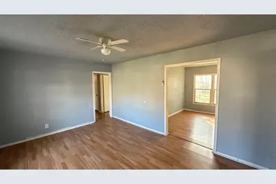 4248 Bertha Avenue, Fort Worth, TX 76105 - Photo 4