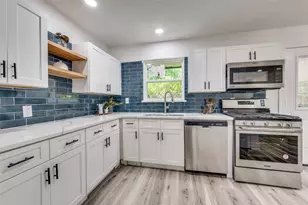 909 Lexington Dr, Irving, TX 75061 - Photo 4