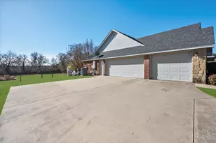 100 Ruth Ct, Aledo, TX 76008 - Photo 8