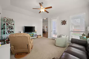 1921 Middleton Dr, Mansfield, TX 76063 - Photo 32