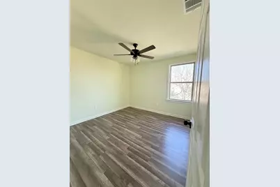 2864 Burchill Road, Fort Worth, TX 76105 - Photo 12