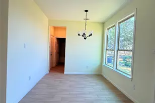 2864 Burchill Rd, Fort Worth, TX 76105 - Photo 6