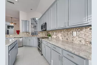 214 Jennifer Lane, Arlington, TX 76002 - Photo 12