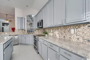 214 Jennifer Ln, Arlington, TX 76002 - Photo 12