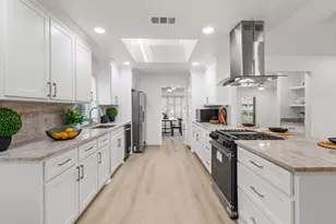 7938 Hillfawn Cir, Dallas, TX 75248 - Photo 4