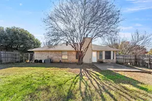 6801 Ridgetop Rd, North Richland Hills, TX 76182 - Photo 14