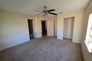 213 S 6th St, Sanger, TX 76266 - Photo 8